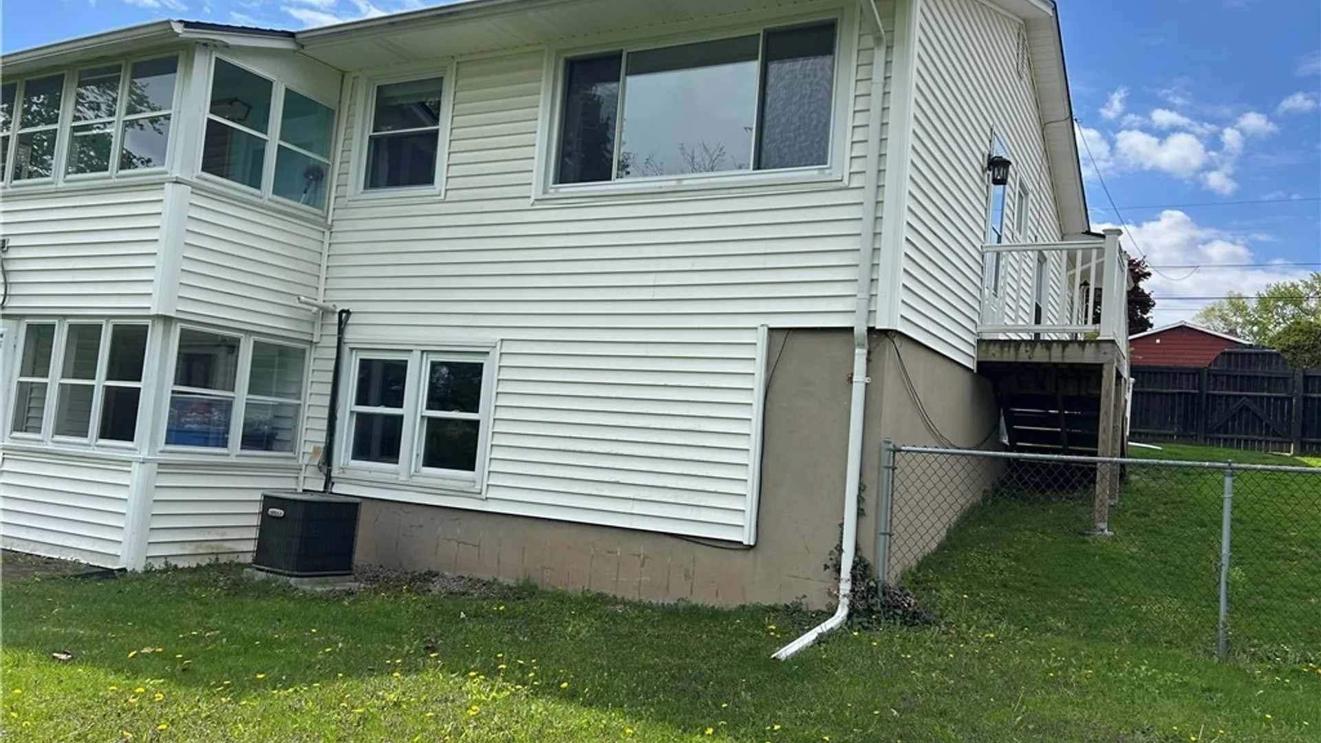 Property at 39 Elm Hill way, Camillus, NY 13031 43