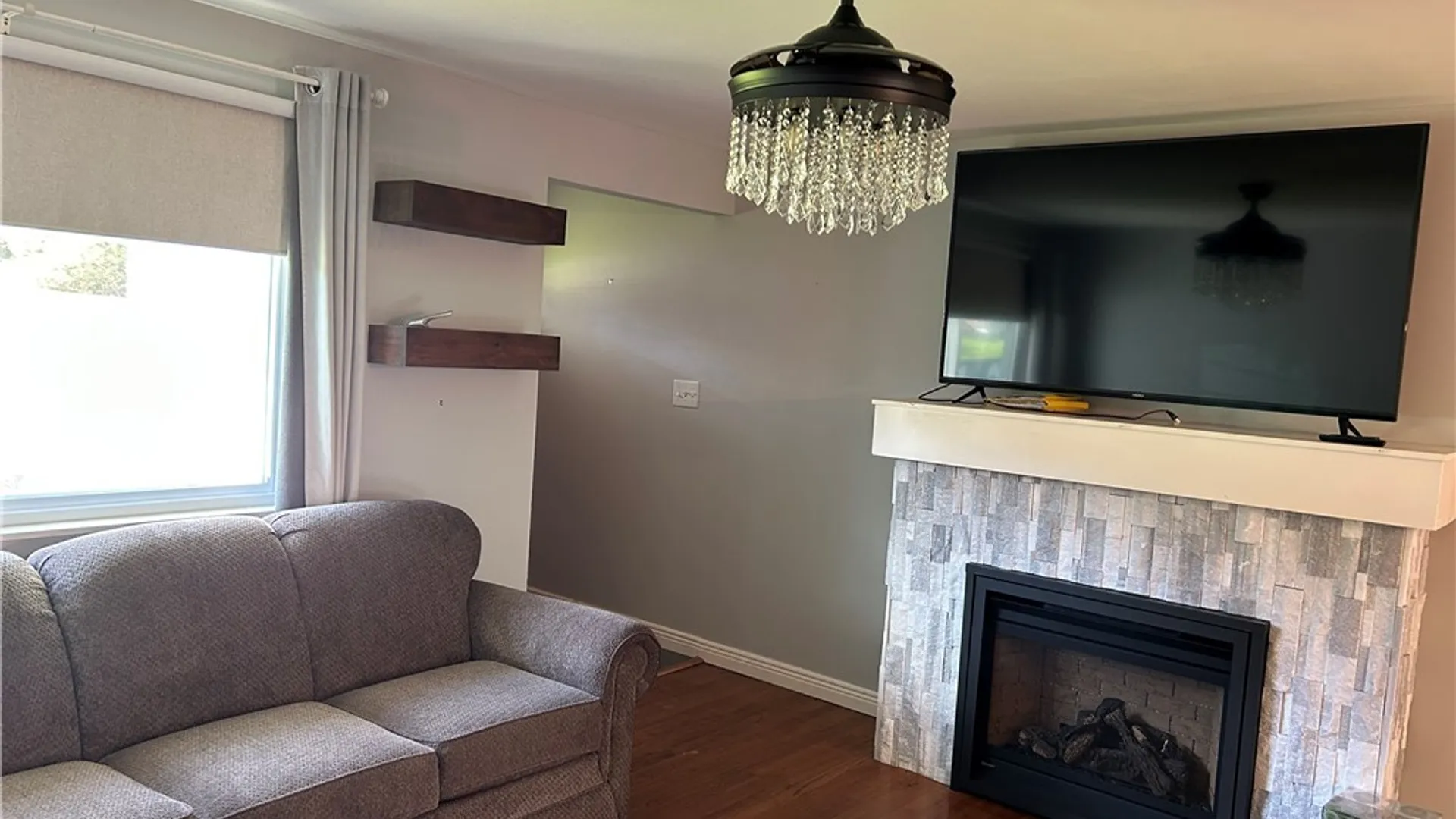 Property at 39 Elm Hill way, Camillus, NY 13031 6