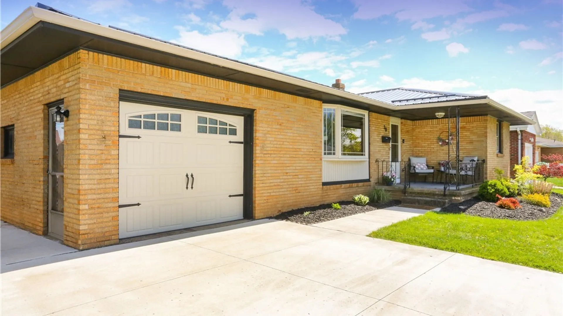 Property at 38 Greenway Boulevard, Cheektowaga, NY 14225 3