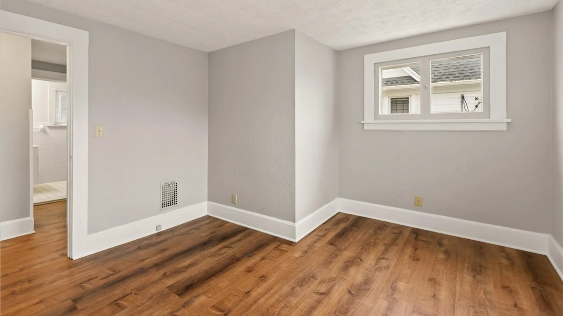 Property at 126 West Avenue, East Rochester, NY 14445 16