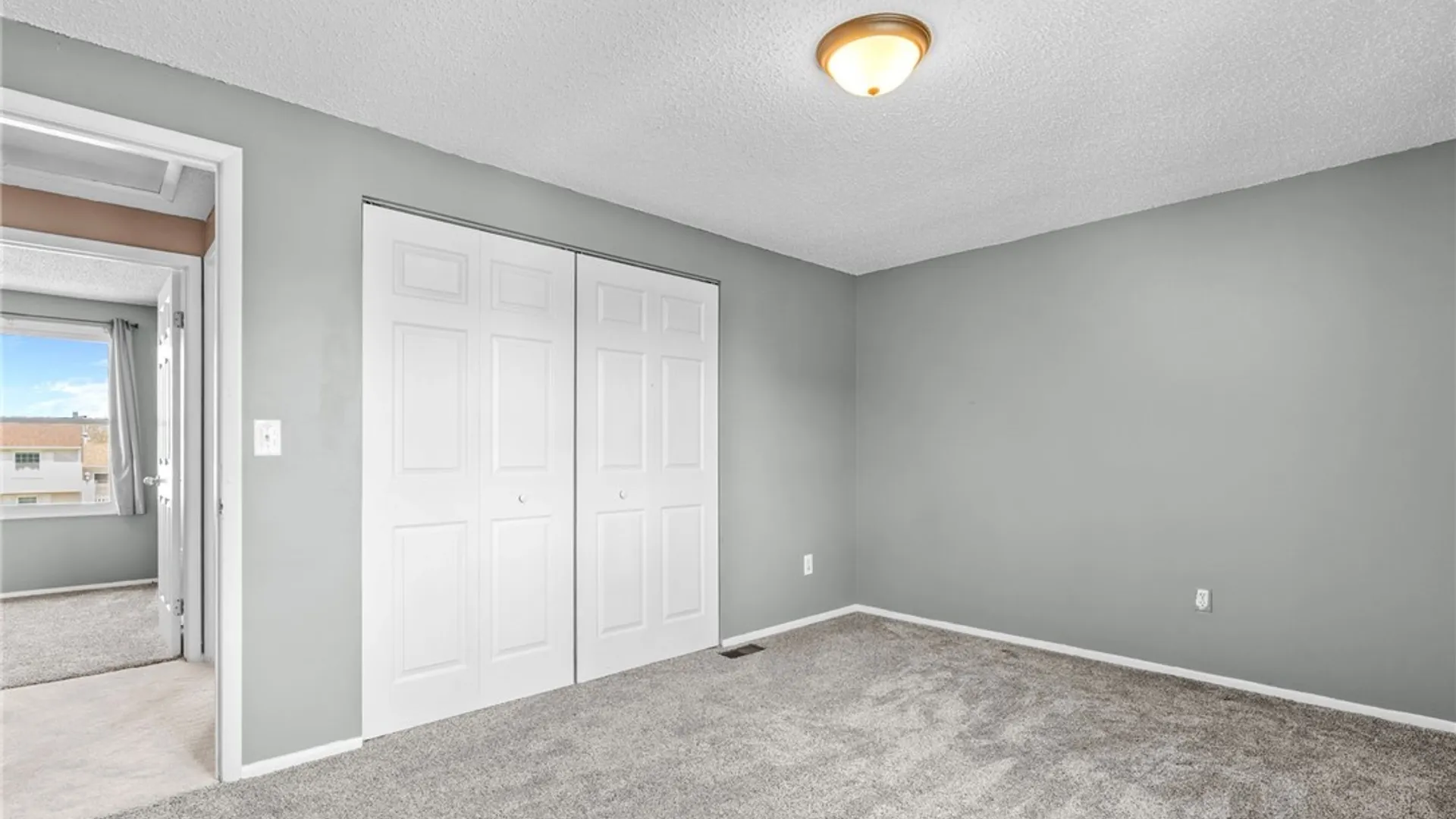 Property at 6612 Royal Parkway, Lockport Town, NY 14094 14
