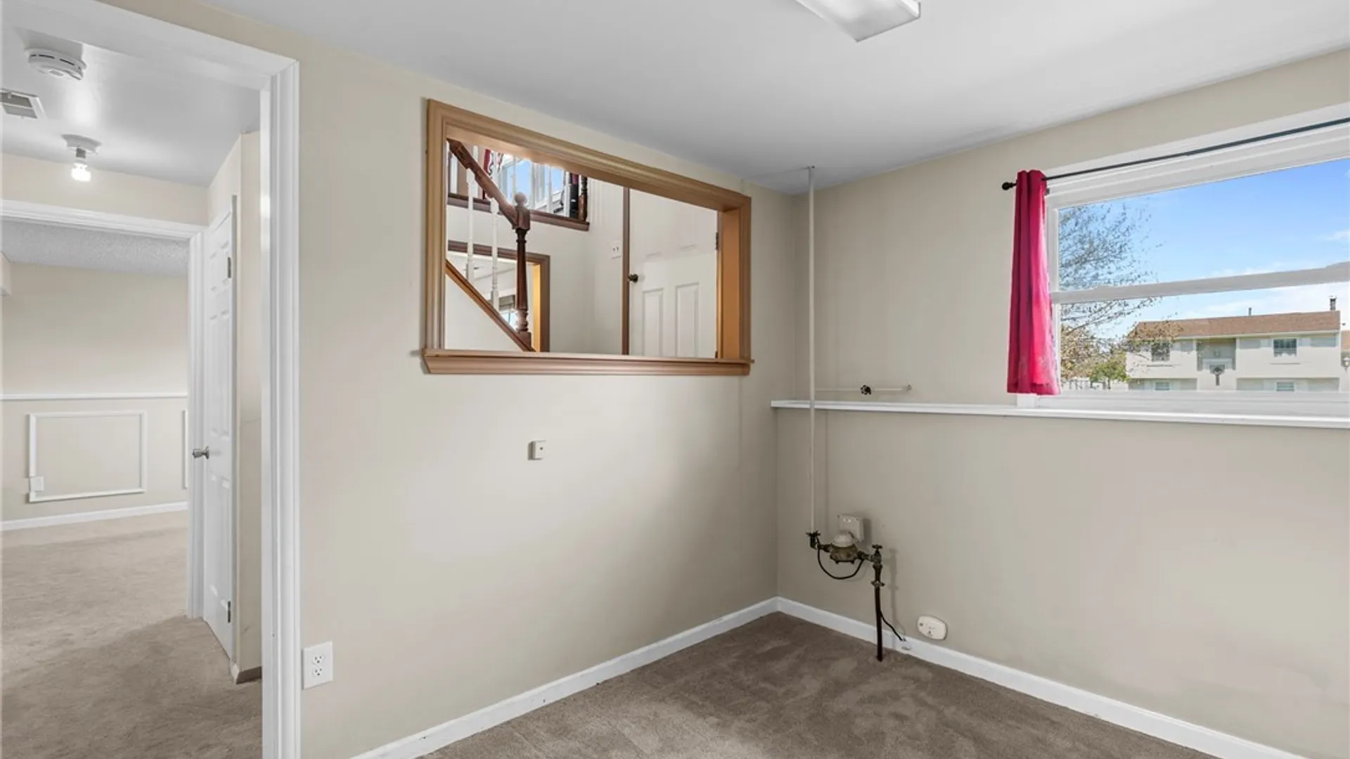 Property at 6612 Royal Parkway, Lockport Town, NY 14094 22