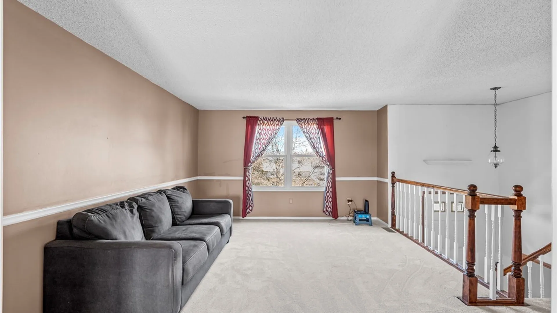 Property at 6612 Royal Parkway, Lockport Town, NY 14094 3