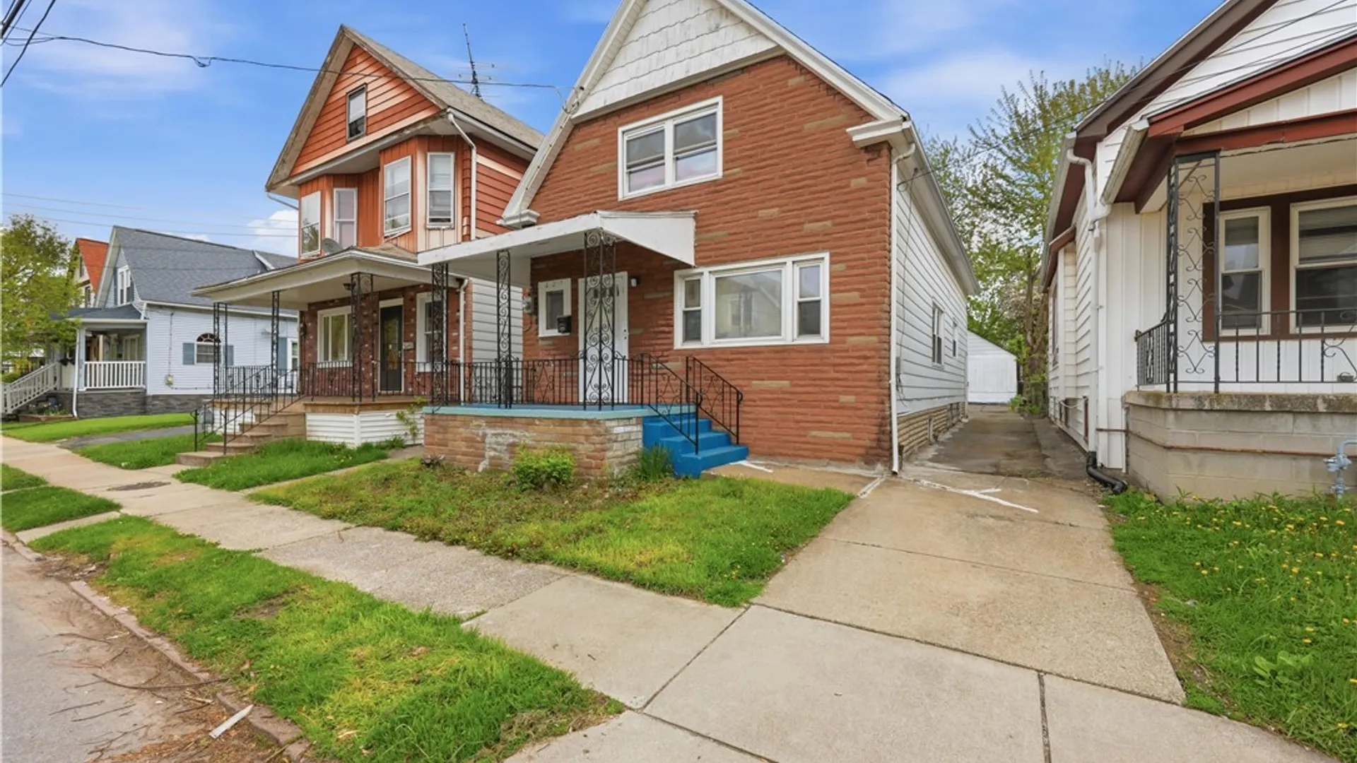 Property at 225 Longnecker Street, Buffalo, NY 14206 2