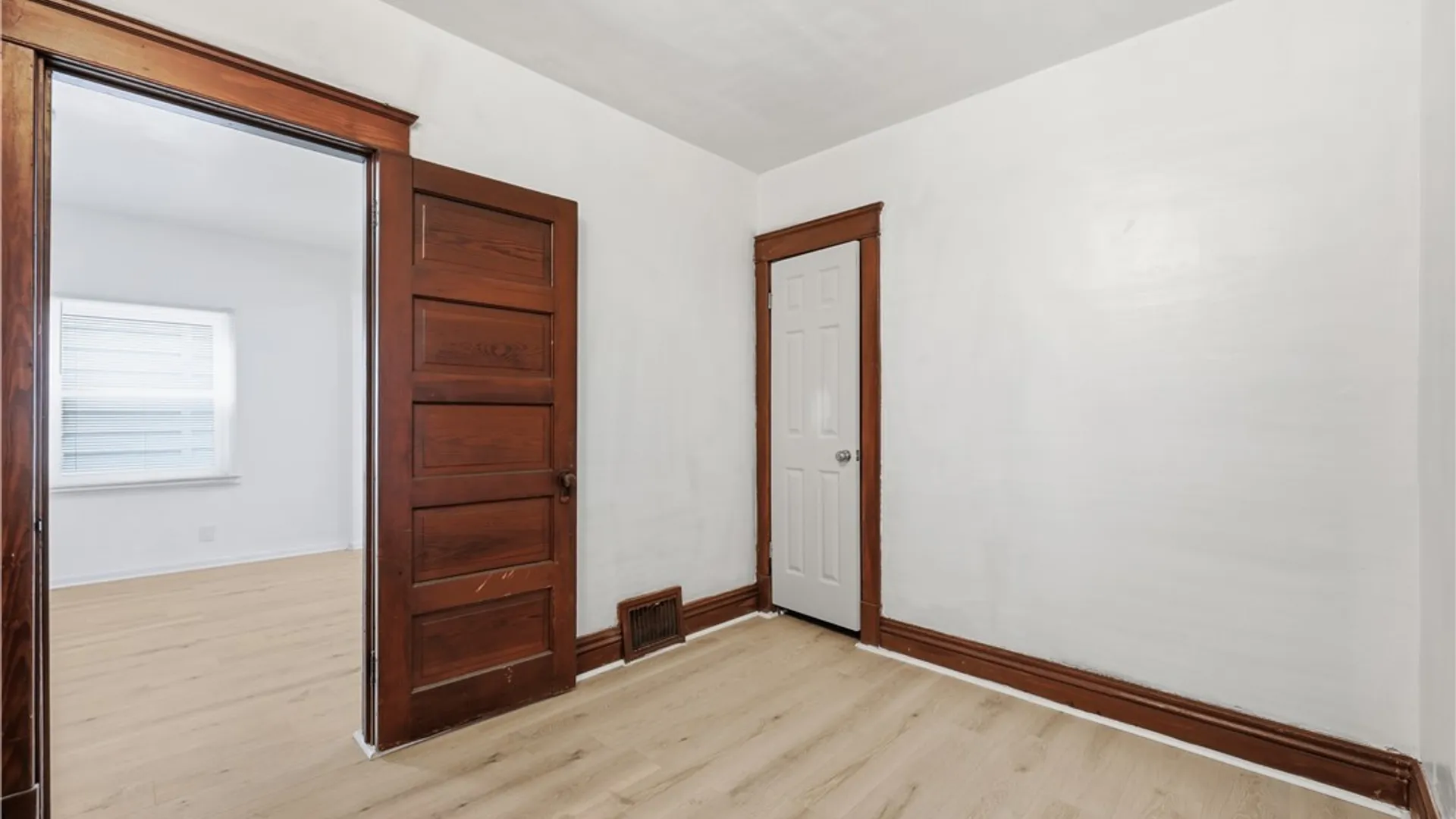 Property at 225 Longnecker Street, Buffalo, NY 14206 20