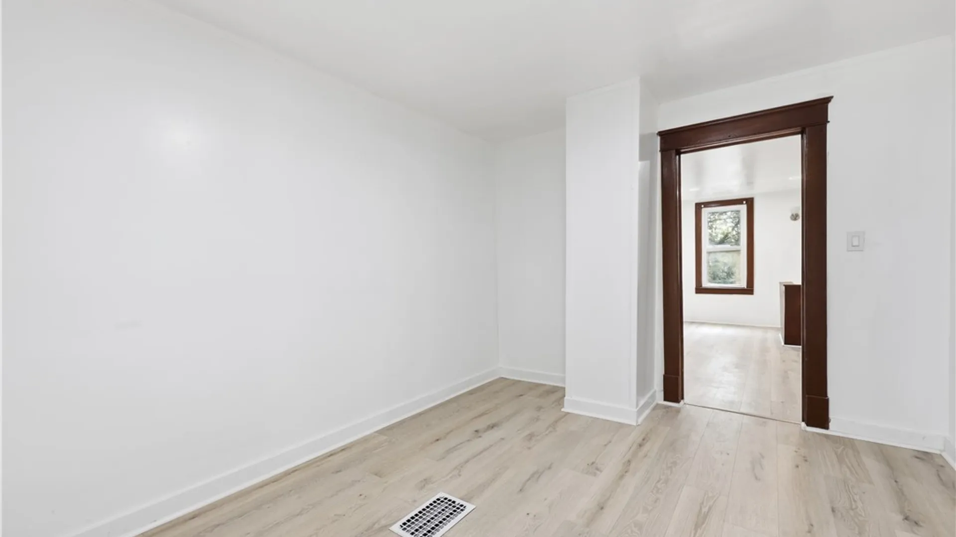 Property at 225 Longnecker Street, Buffalo, NY 14206 34
