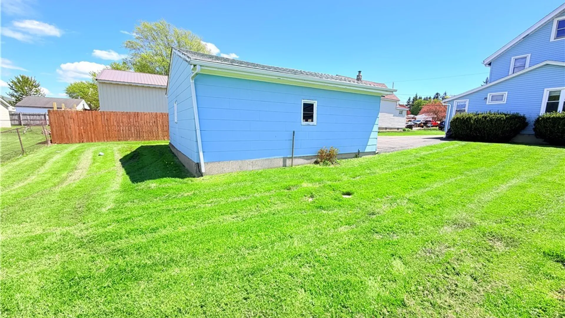 Property at 240 Hillside Avenue, Orchard Park, NY 14127 16