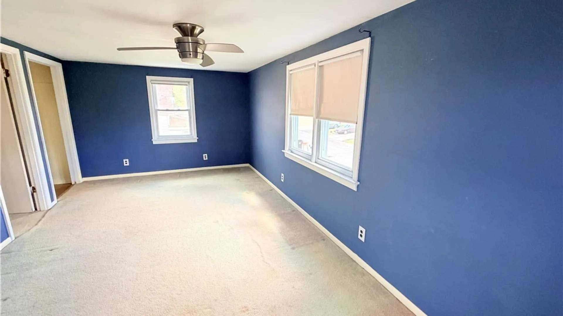 Property at 240 Hillside Avenue, Orchard Park, NY 14127 9