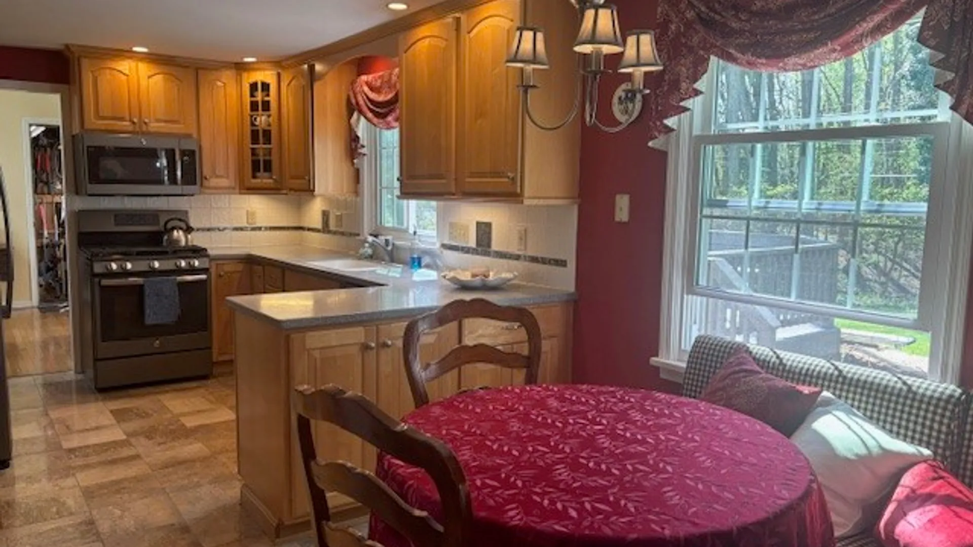 Property at 11 Shadowmoor Drive, Perinton, NY 14450 11
