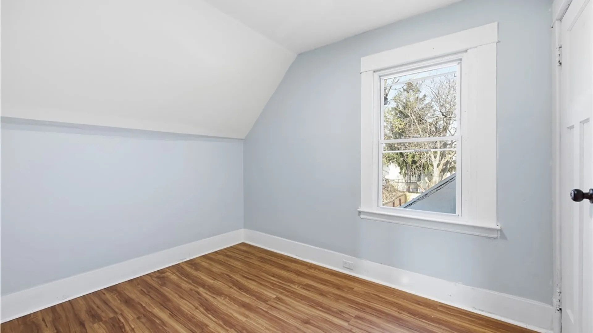 Property at 350 Northumberland Avenue, Buffalo, NY 14215 27