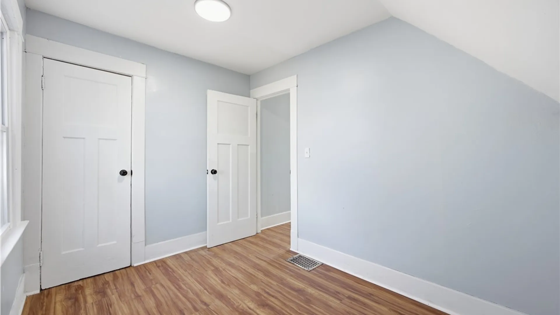 Property at 350 Northumberland Avenue, Buffalo, NY 14215 29