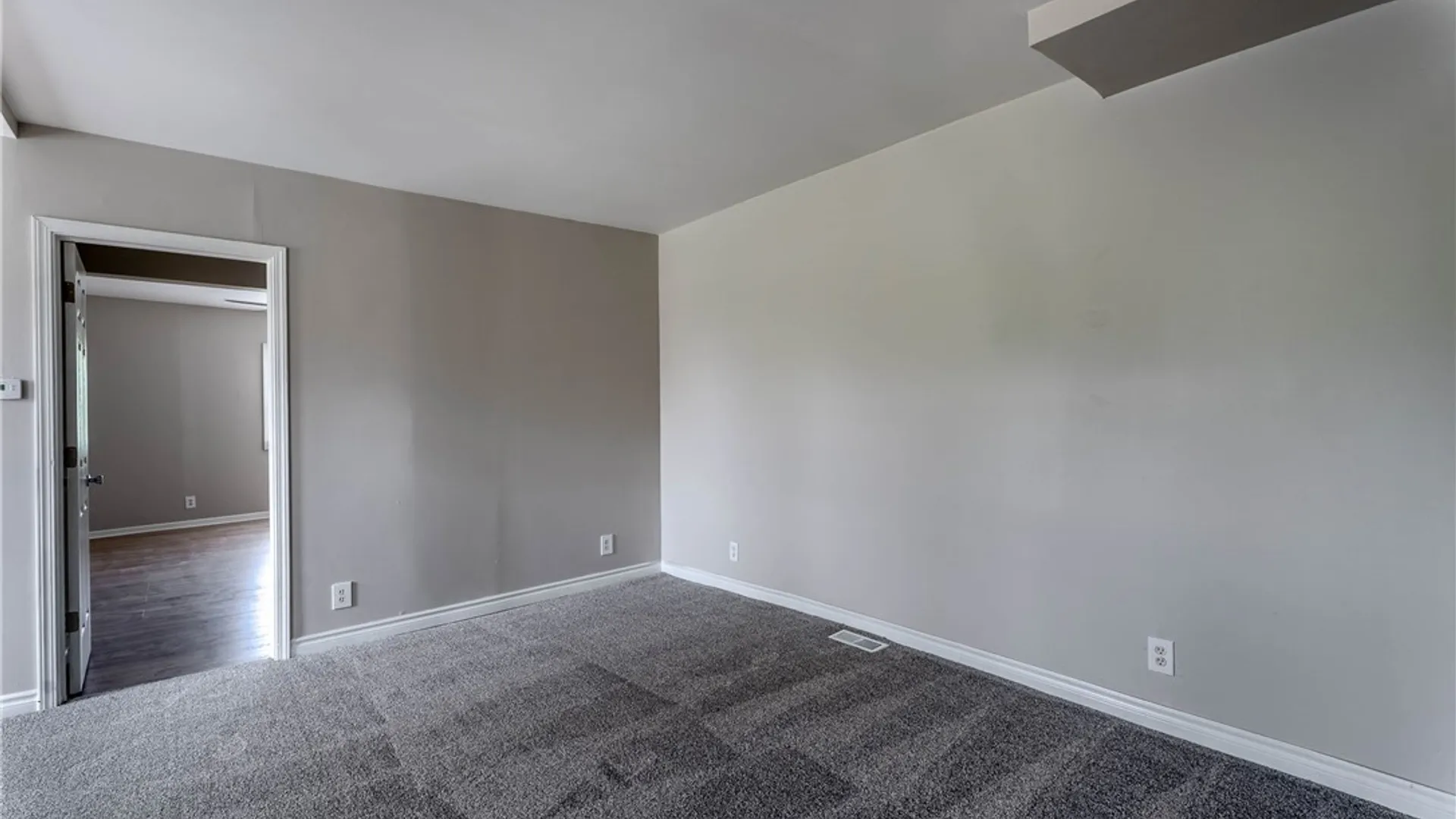 Property at 111 Pinehurst Avenue, Cheektowaga, NY 14225 13