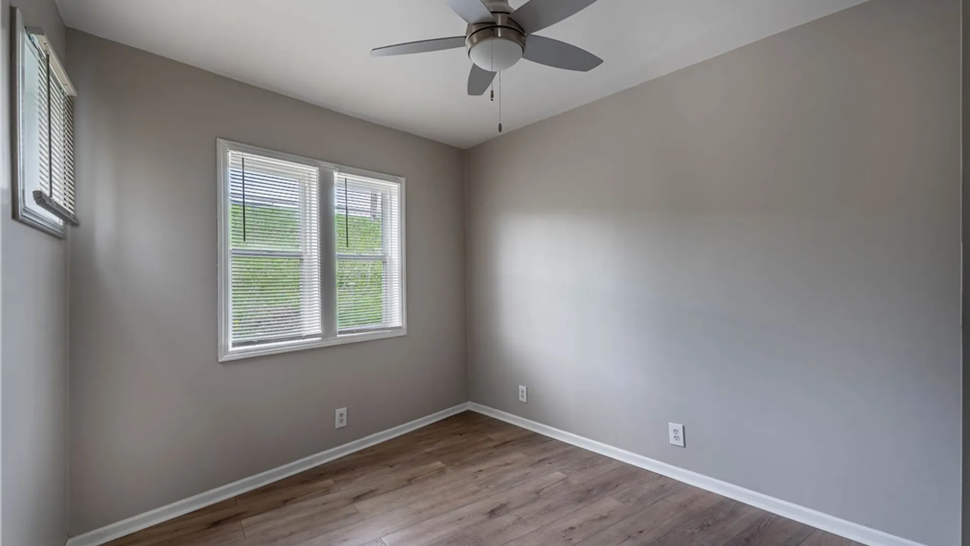 Property at 111 Pinehurst Avenue, Cheektowaga, NY 14225 14
