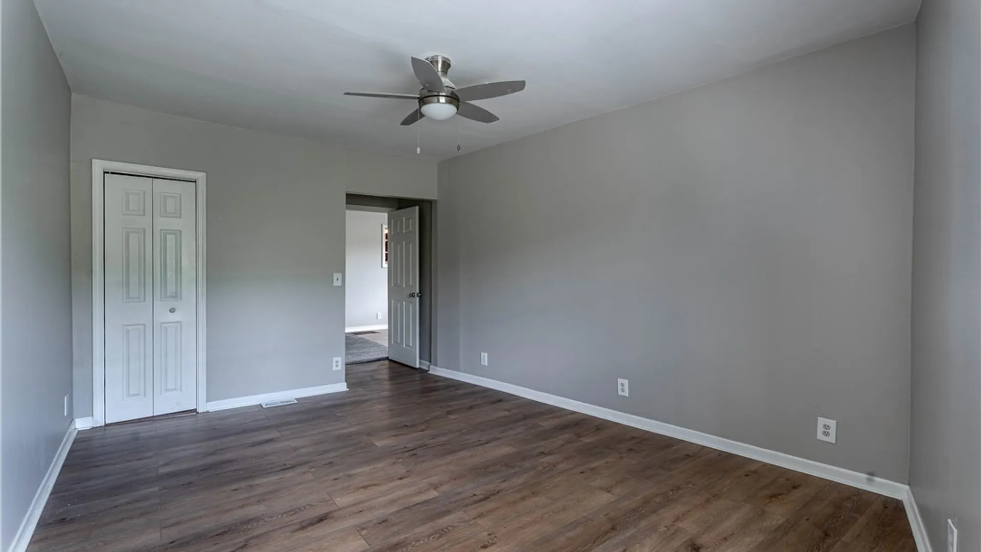 Property at 111 Pinehurst Avenue, Cheektowaga, NY 14225 17