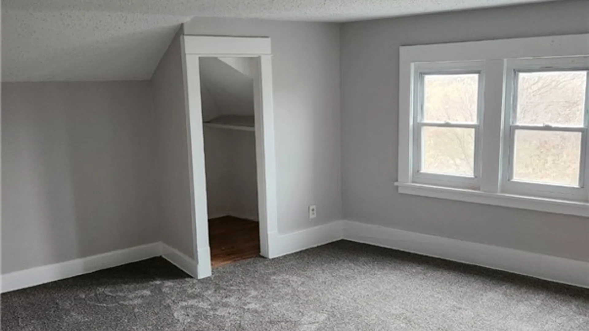 Property at 111 Pinehurst Avenue, Cheektowaga, NY 14225 35