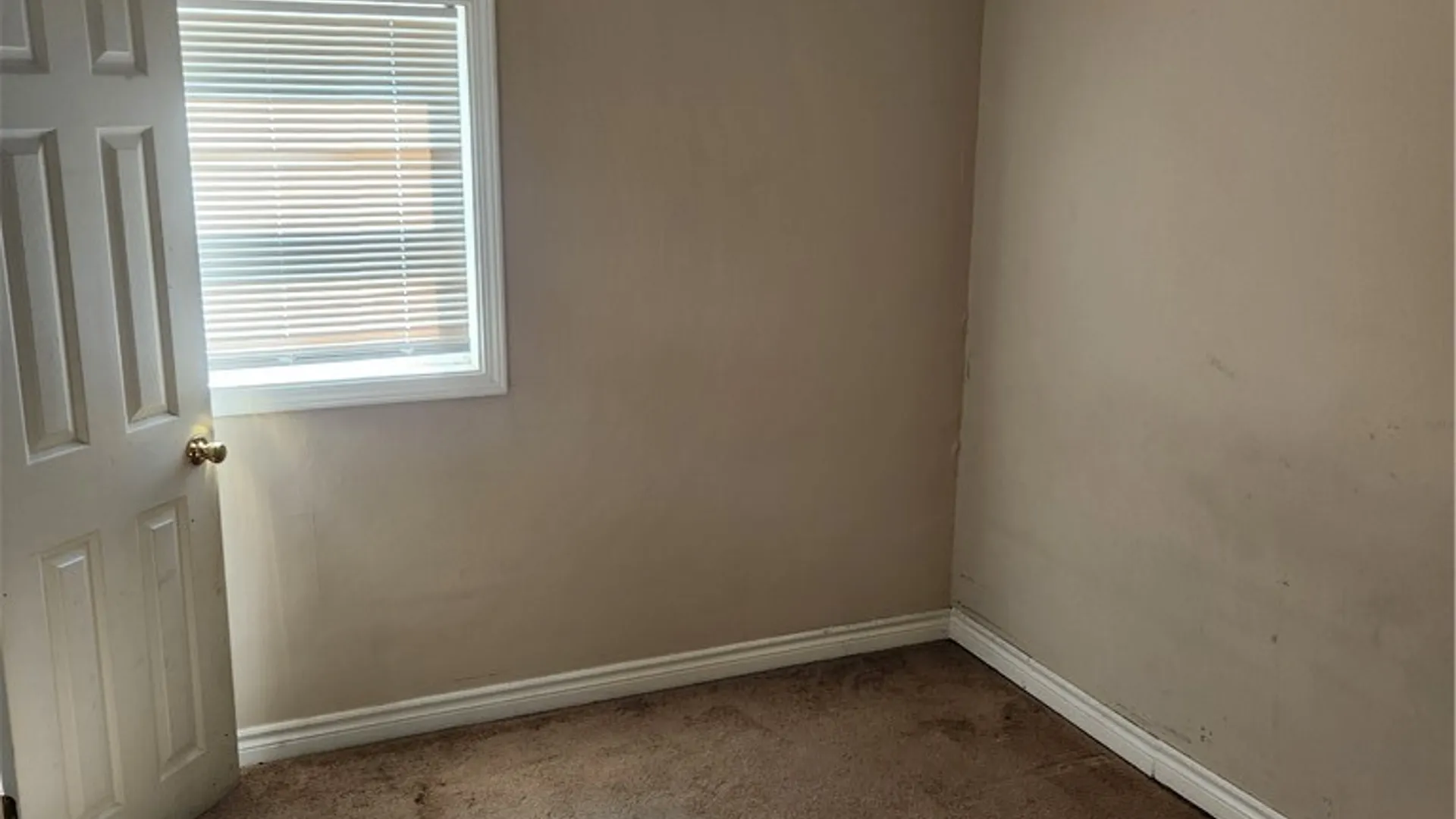Property at 111 Pinehurst Avenue, Cheektowaga, NY 14225 43