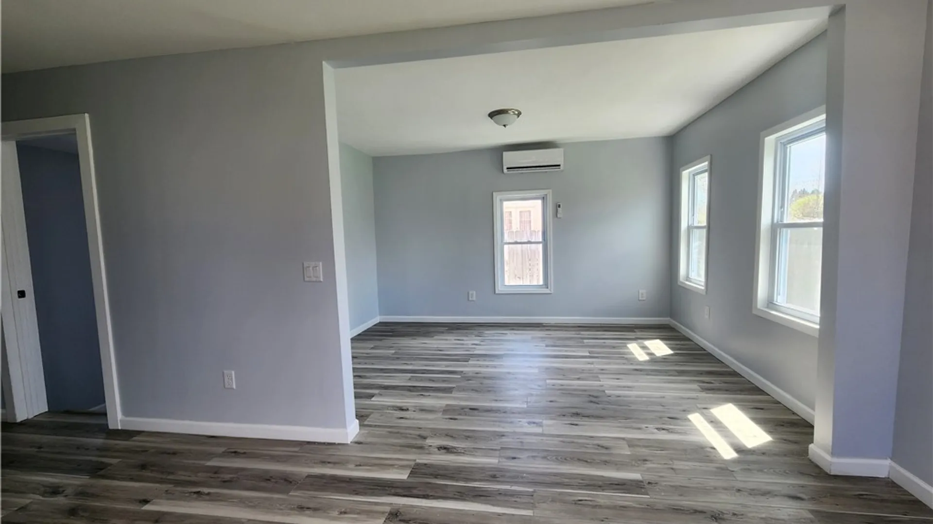 Property at 5347 Lake Avenue, Orchard Park, NY 14127 10