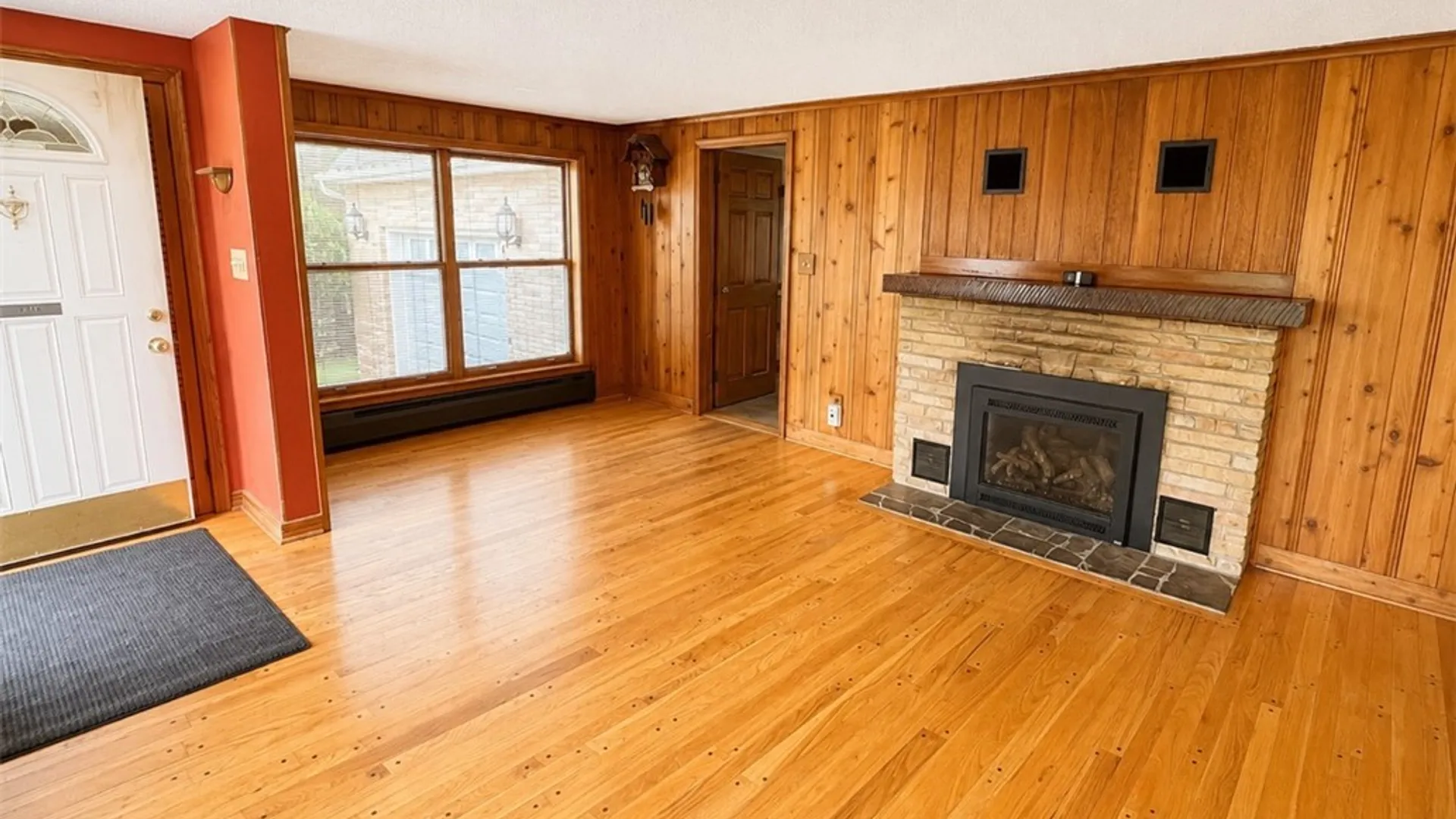 Property at 5459 Columbia Avenue, Hamburg, NY 14075 12