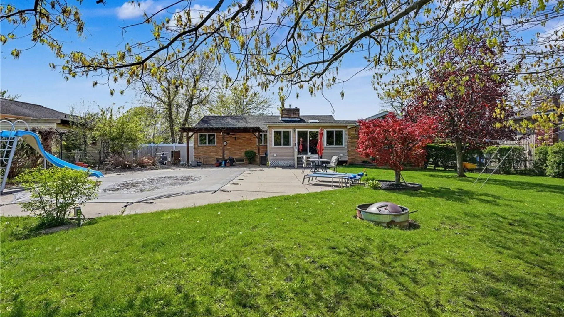 Property at 5459 Columbia Avenue, Hamburg, NY 14075 5
