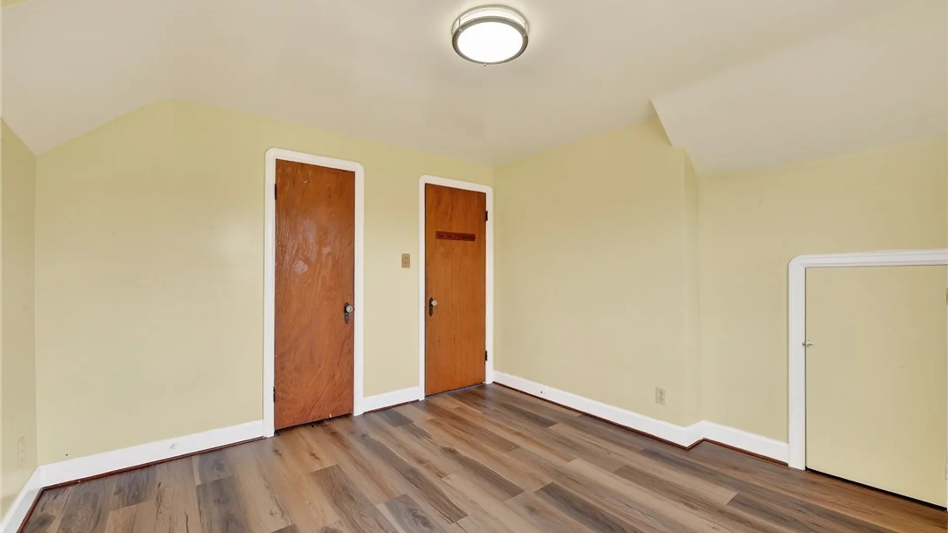 Property at 841 Cleveland Drive, Cheektowaga, NY 14225 24