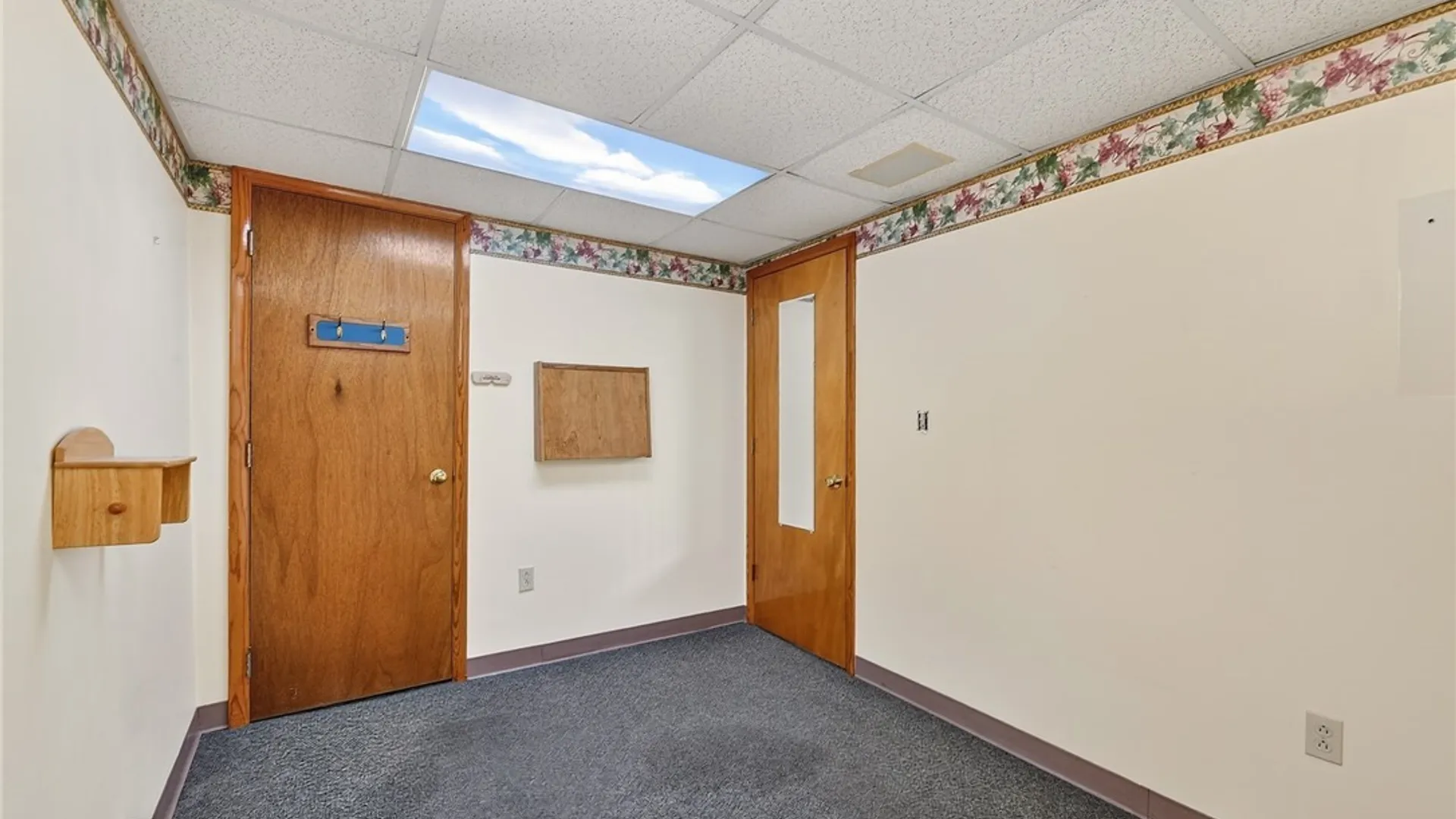 Property at 841 Cleveland Drive, Cheektowaga, NY 14225 38