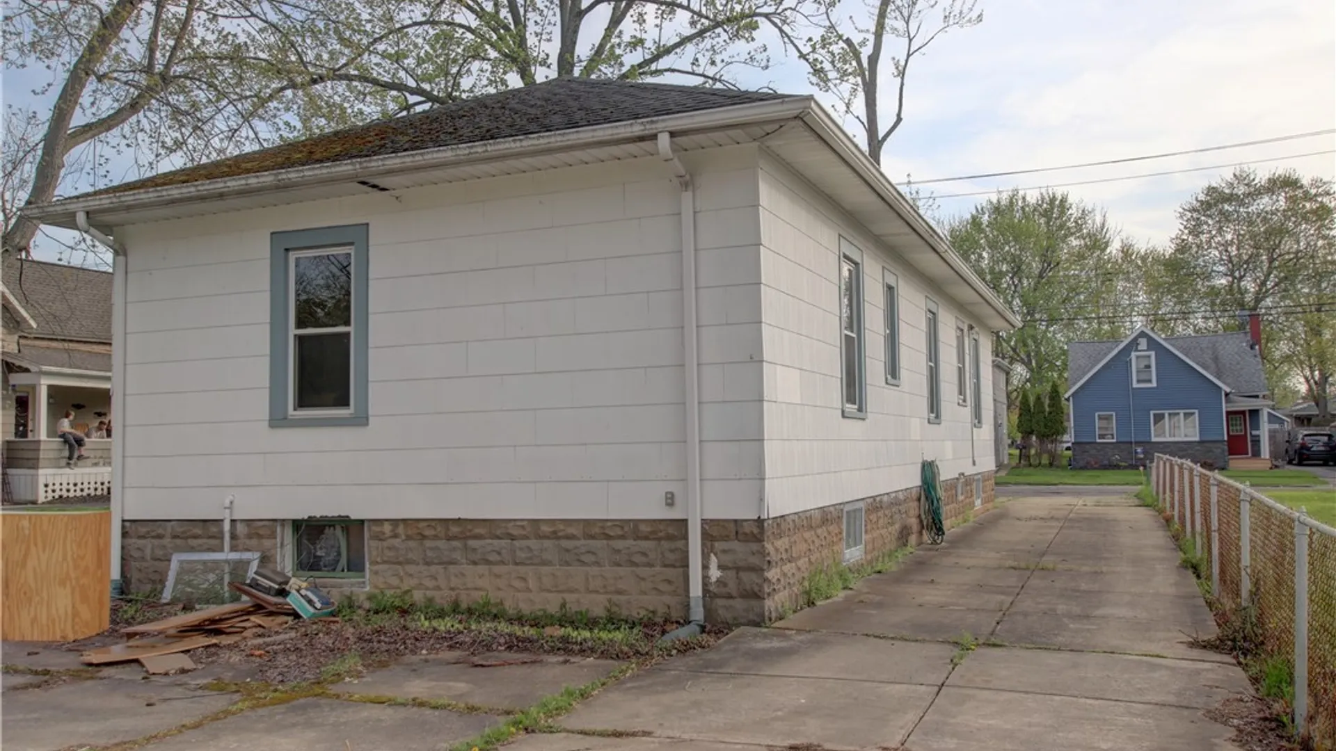 Property at 143 Franklin Street, Tonawanda, NY 14150 3