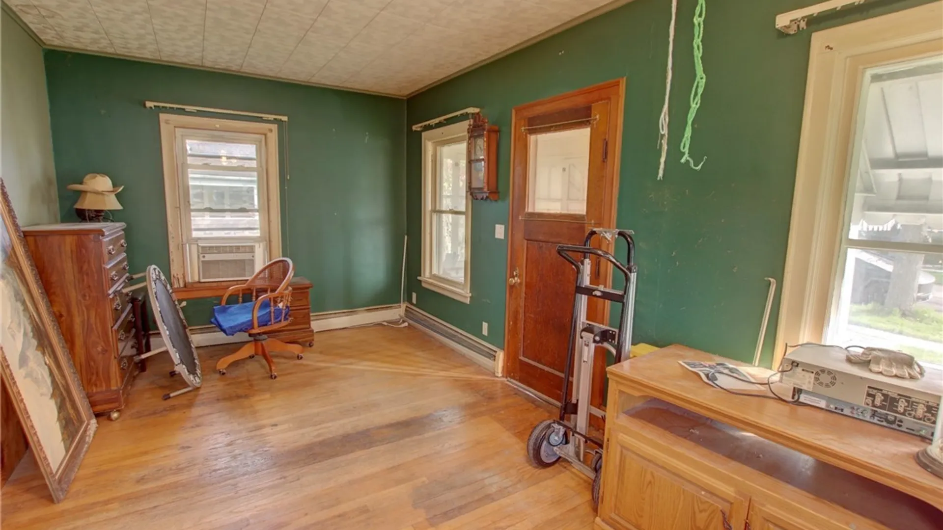 Property at 143 Franklin Street, Tonawanda, NY 14150 7