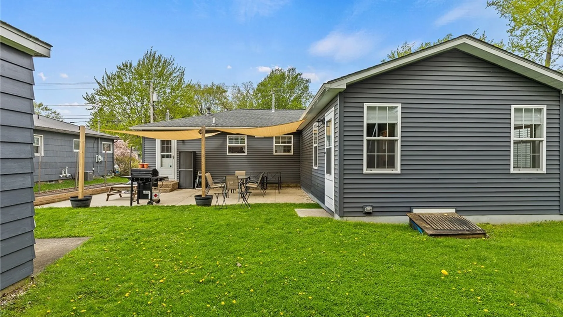 Property at 143 Roncroff Drive, North Tonawanda, NY 14120 27