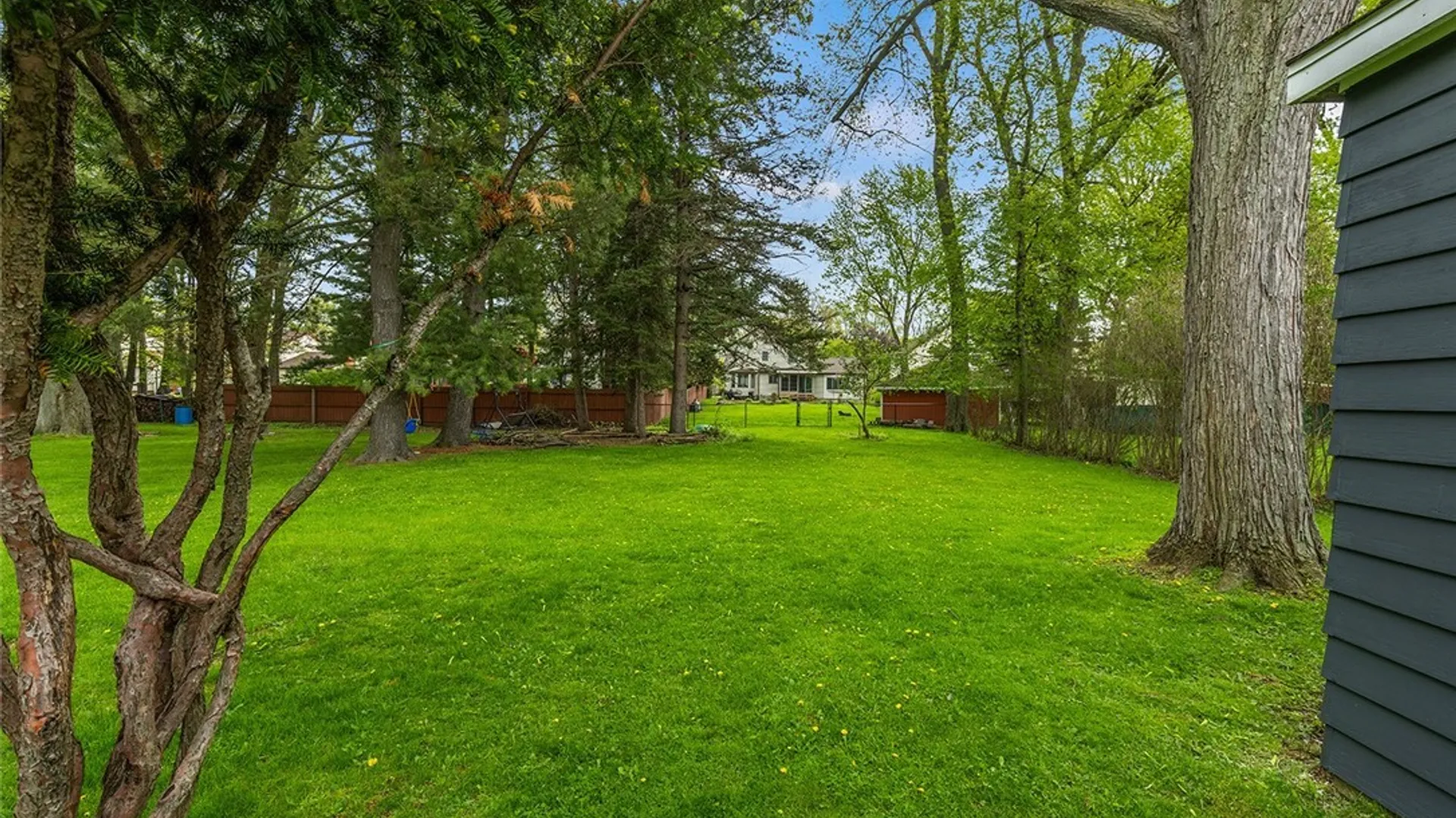 Property at 143 Roncroff Drive, North Tonawanda, NY 14120 29