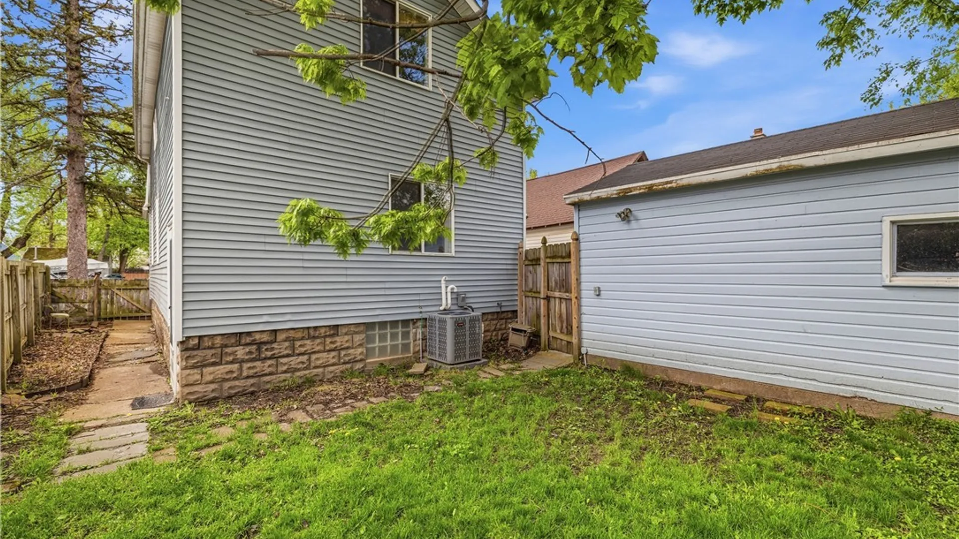Property at 12 Simson Street, Tonawanda, NY 14150 3