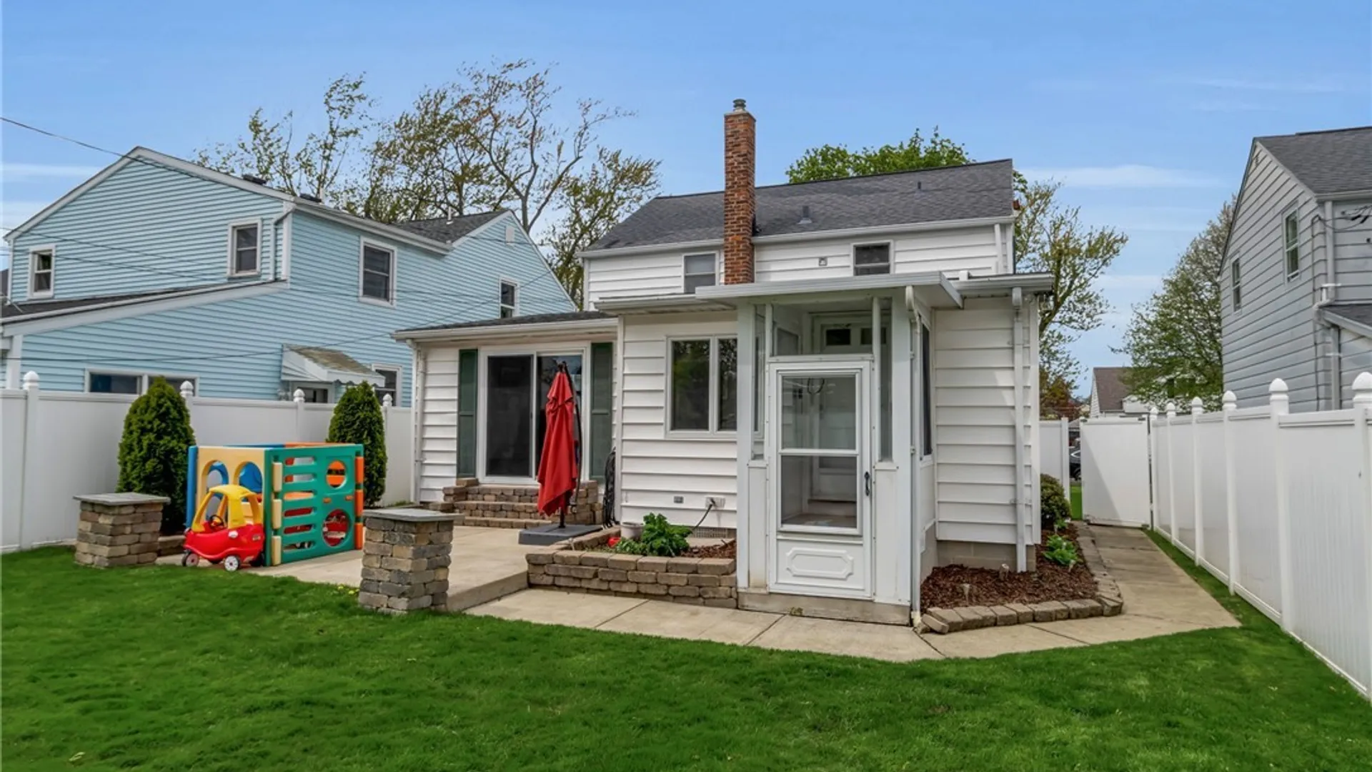 Property at 143 Zimmerman Boulevard, Tonawanda, NY 14223 3