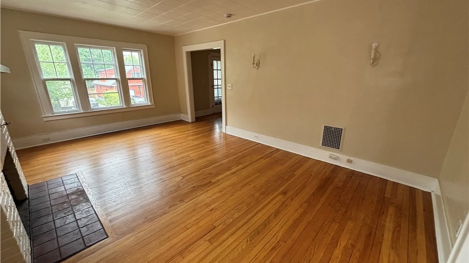 Property at 225 Fellows Avenue, Syracuse, NY 13210 6