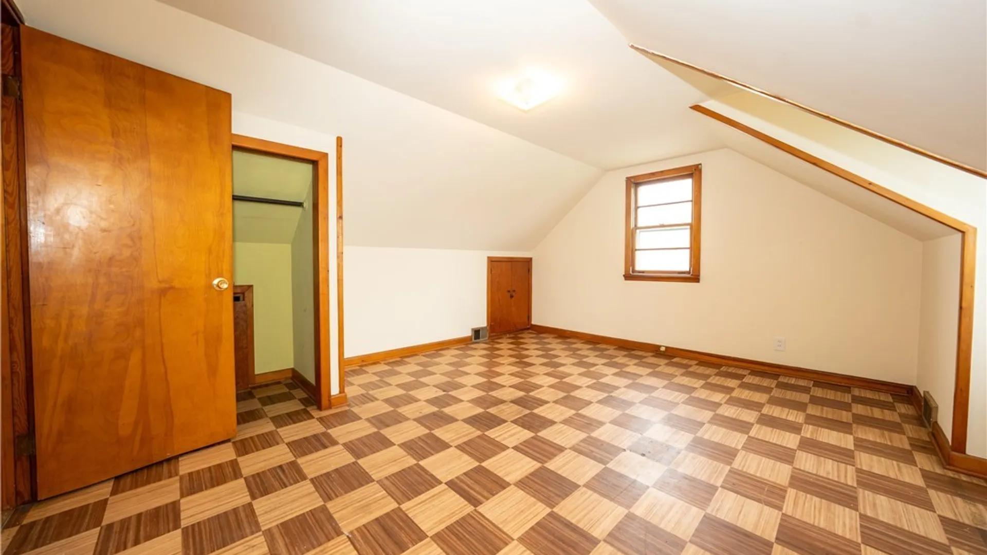 Property at 279 Pleasant Parkway, Cheektowaga, NY 14206 29