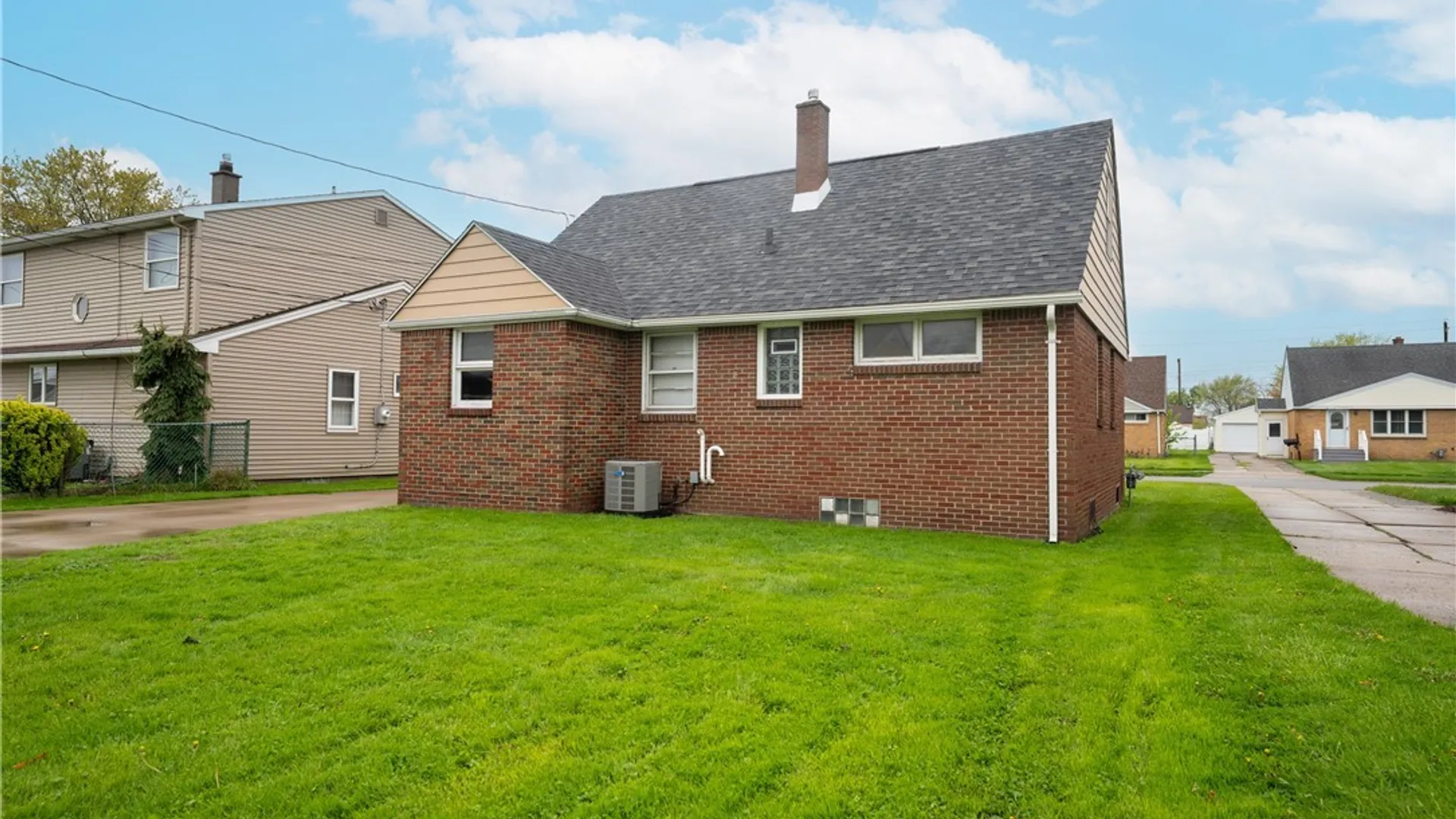 Property at 279 Pleasant Parkway, Cheektowaga, NY 14206 47