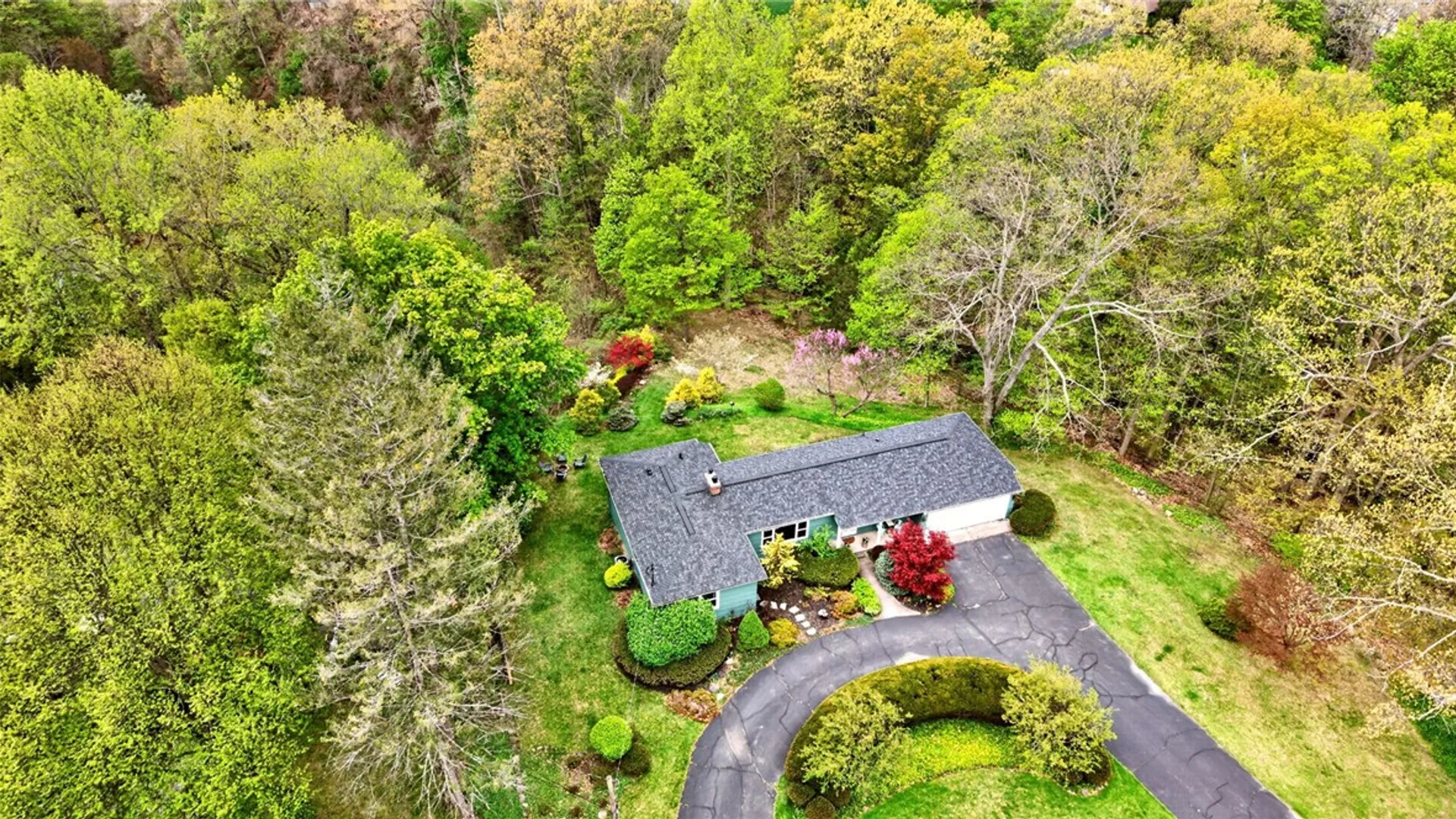 Property at 131 Panorama Trail, Penfield, NY 14625 44