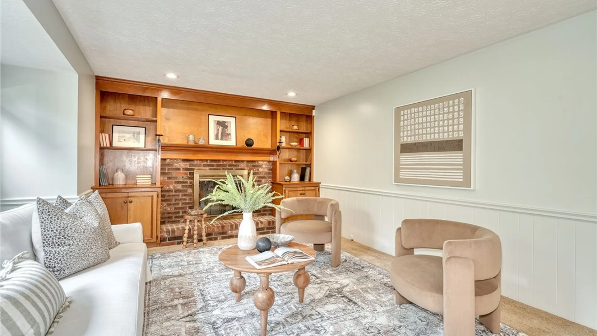 Property at 6 Hunters Pointe, Pittsford, NY 14534 13