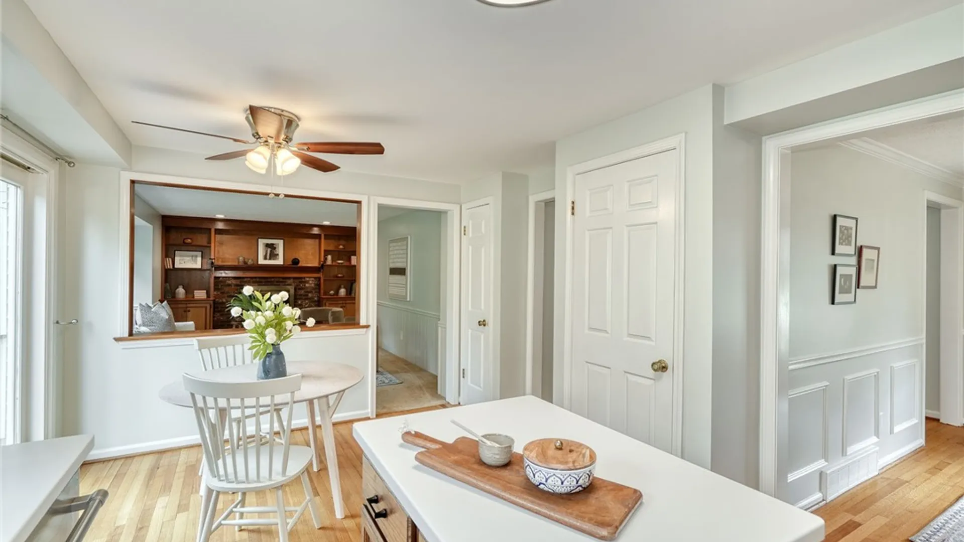 Property at 6 Hunters Pointe, Pittsford, NY 14534 22