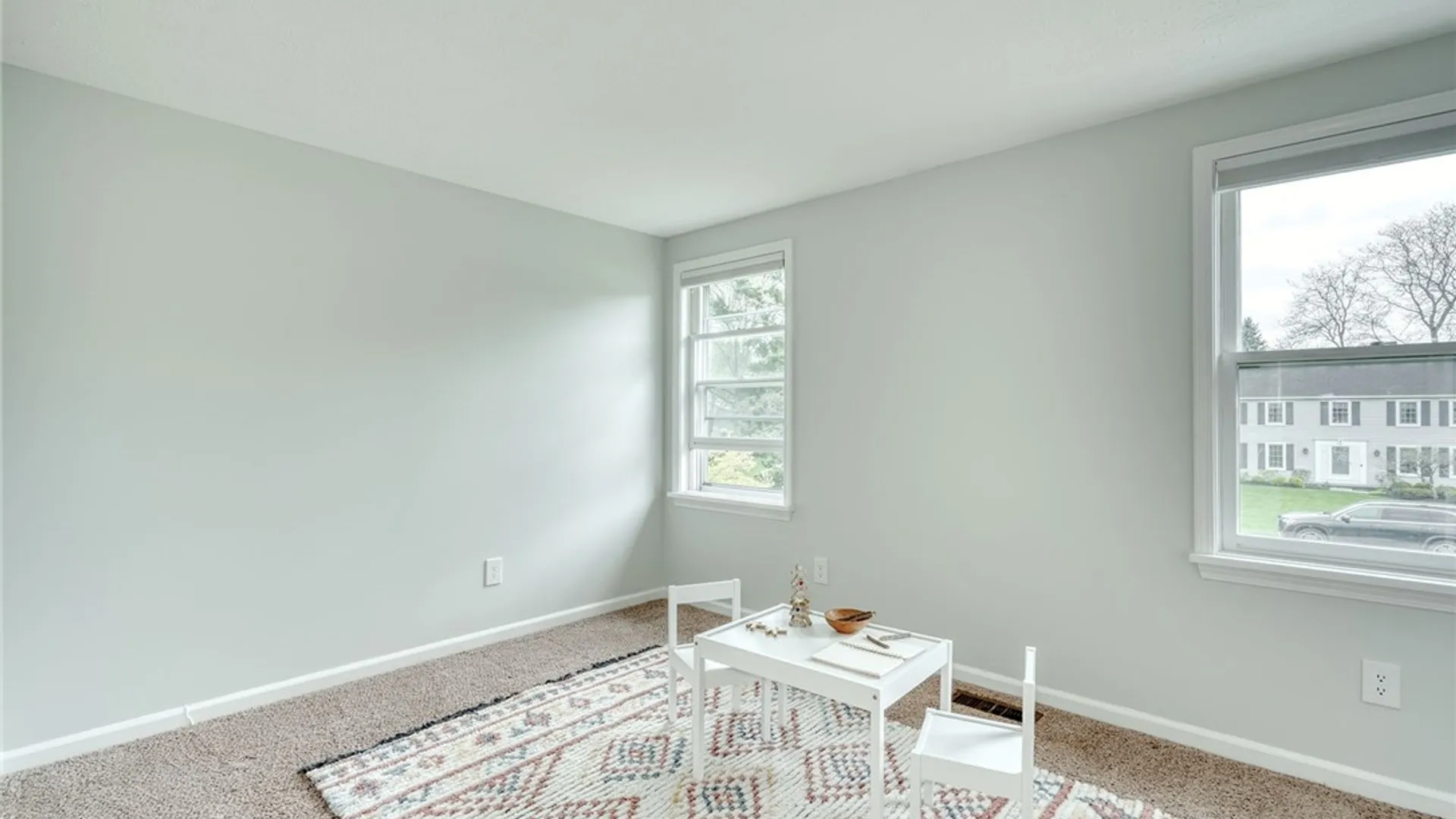 Property at 6 Hunters Pointe, Pittsford, NY 14534 30