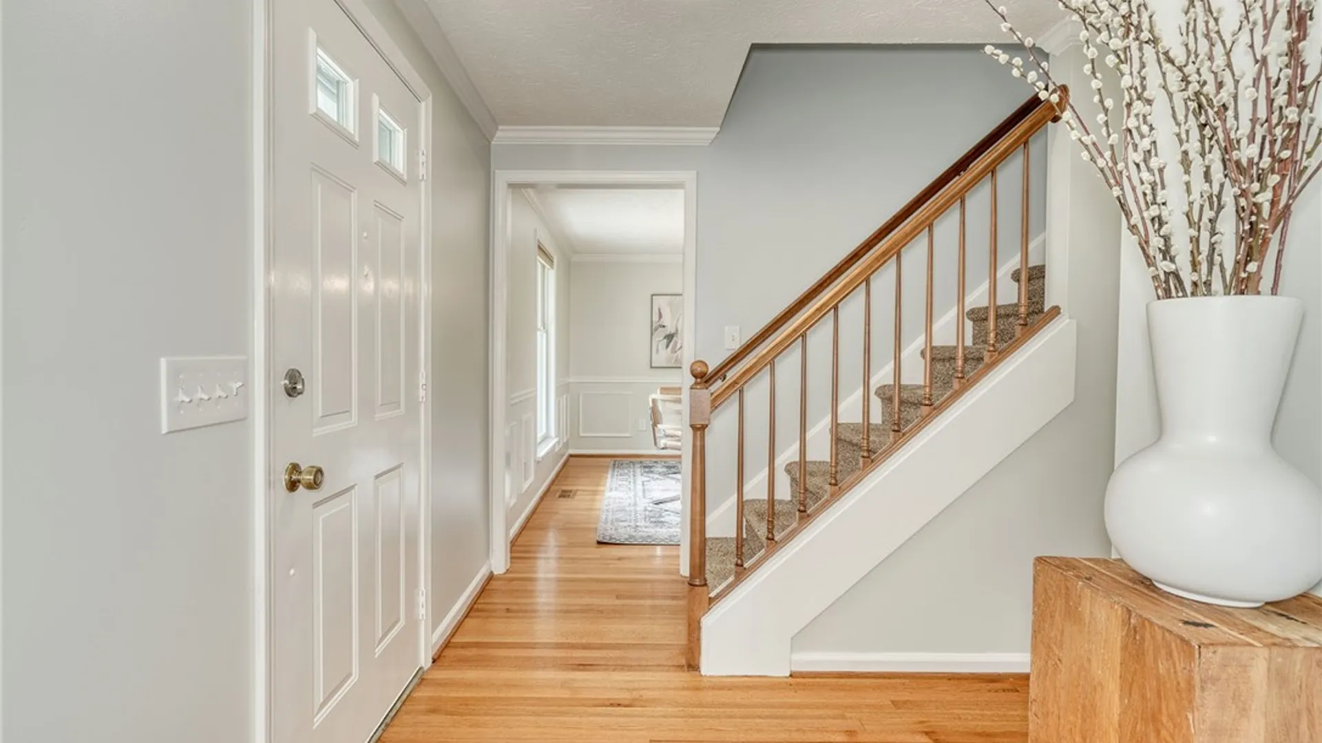 Property at 6 Hunters Pointe, Pittsford, NY 14534 7