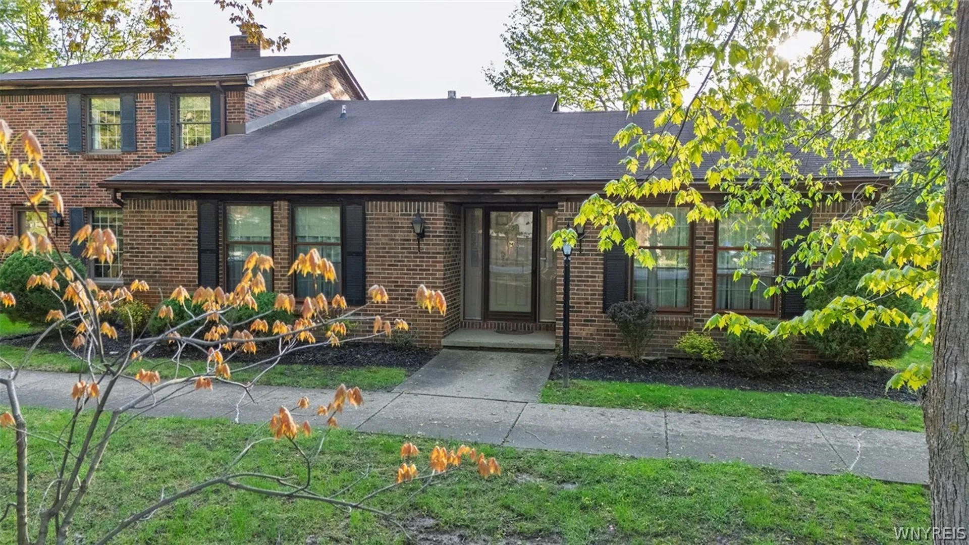 Property at 15 Cimarand Drive, Amherst, NY 14221 34