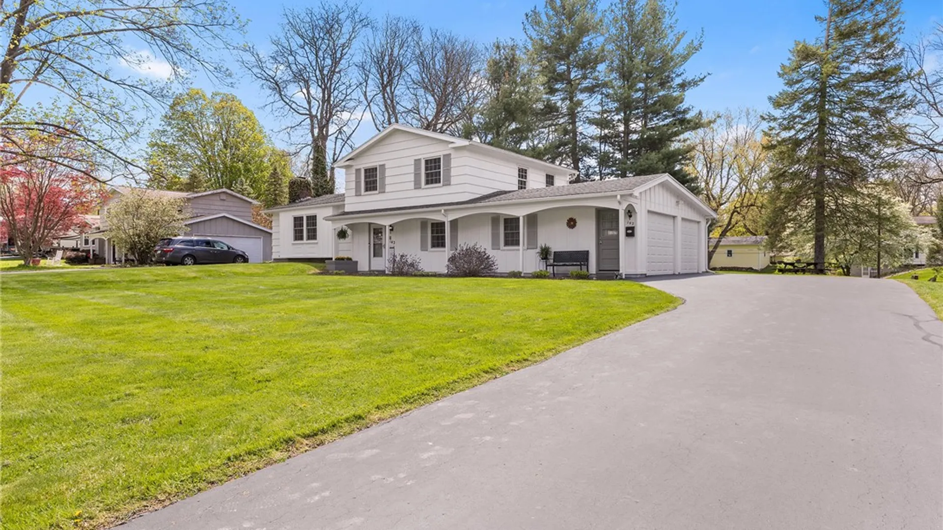 Property at 142 Wedgewood Drive, Penfield, NY 14526 25
