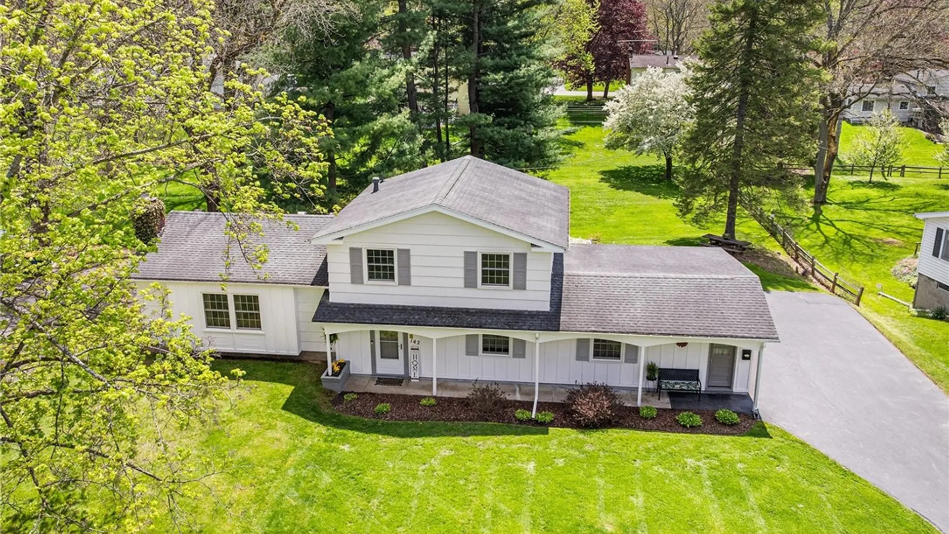 Property at 142 Wedgewood Drive, Penfield, NY 14526 38
