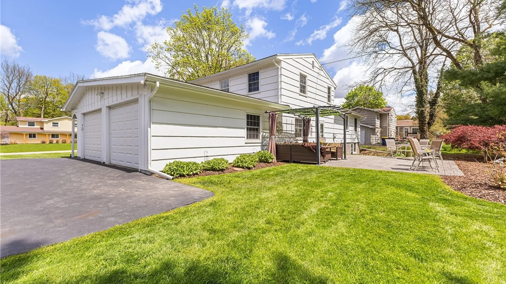Property at 142 Wedgewood Drive, Penfield, NY 14526 44