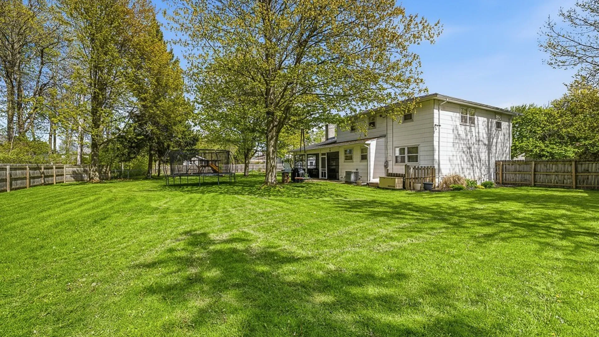 Property at 228 Countryside Lane, Amherst, NY 14221 29