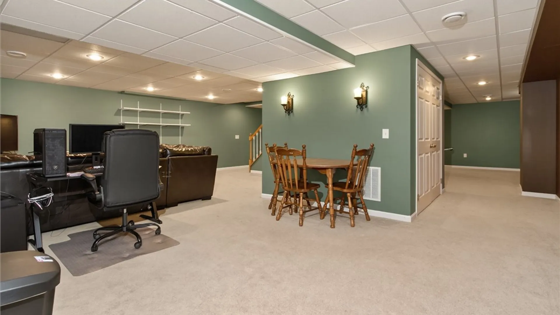Property at 1762 Schlegel Rd, Webster, NY 14580 38