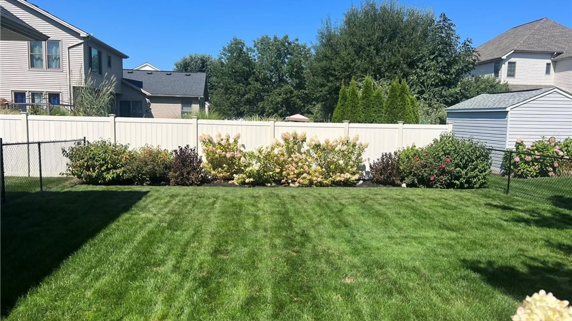 Property at 4059 Foxwood Lane, Clarence, NY 14221 50