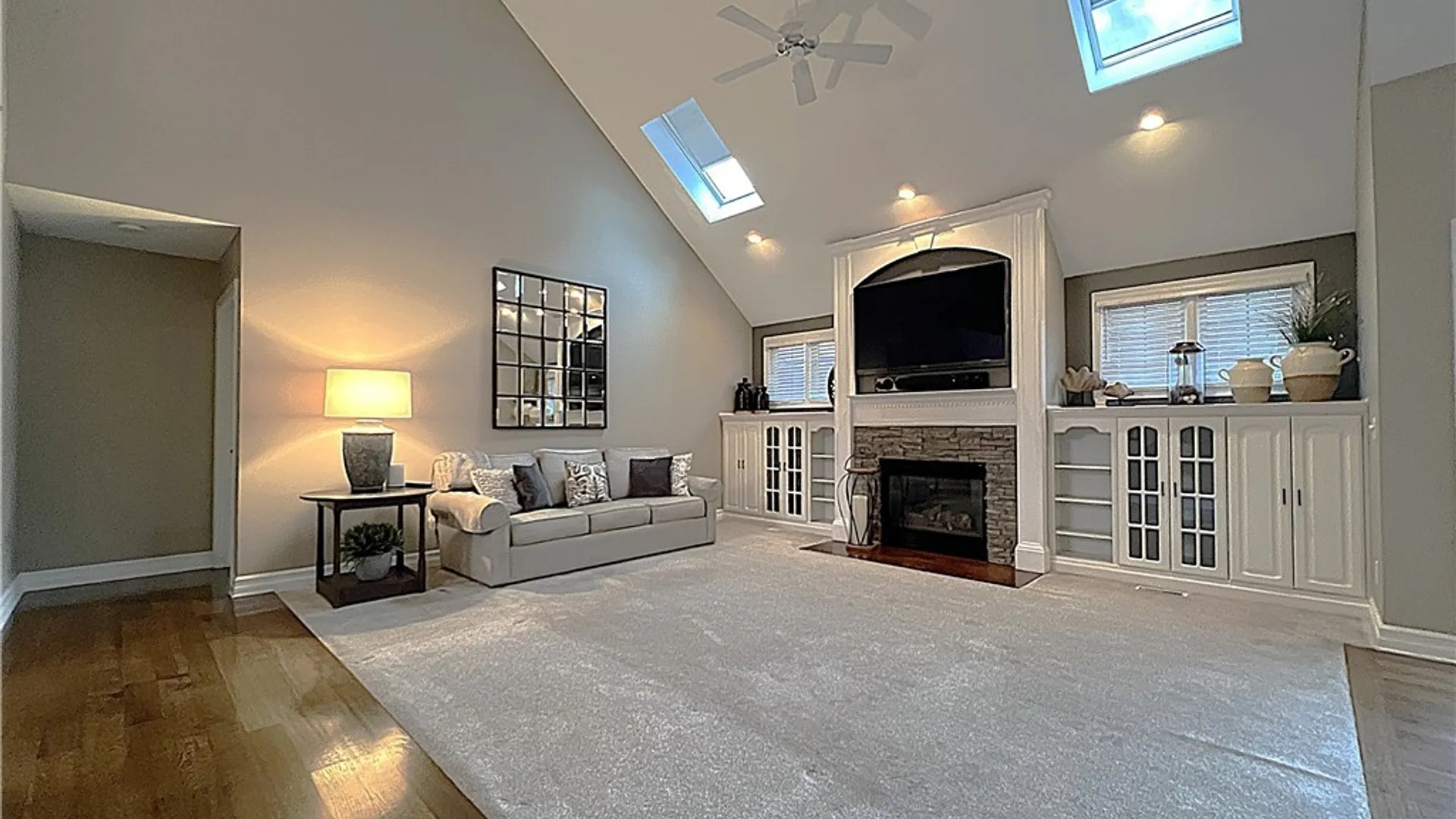Property at 4059 Foxwood Lane, Clarence, NY 14221 8