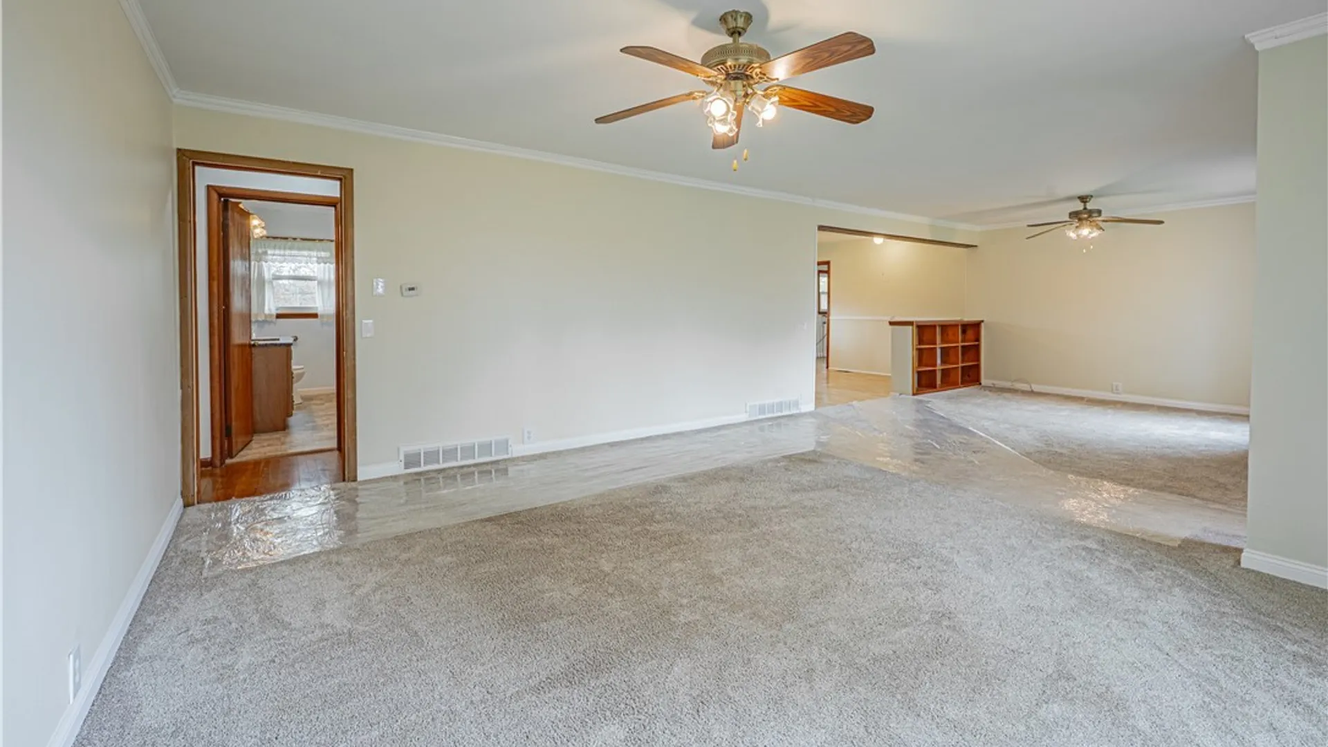 Property at 7964 Chestnut Ridge Road, Royalton, NY 14067 12
