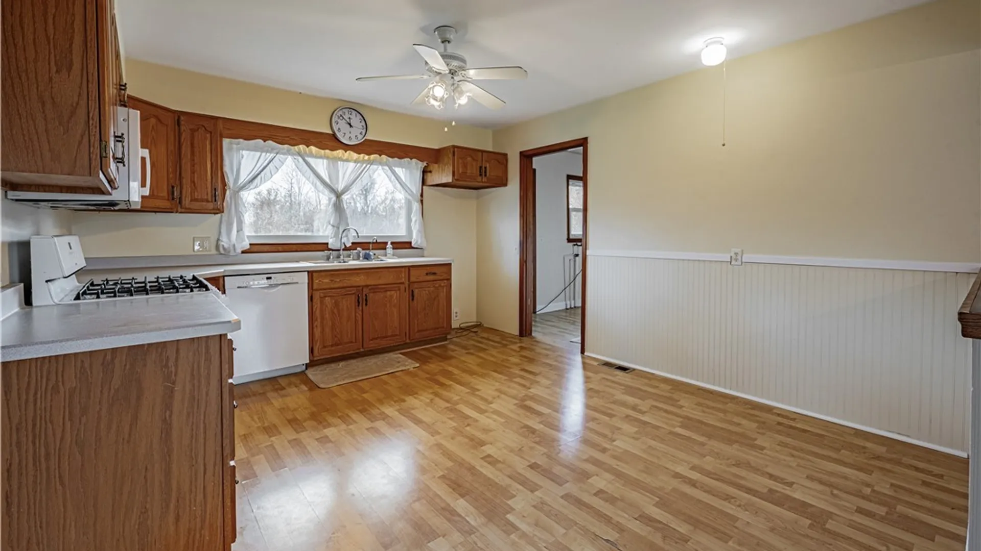 Property at 7964 Chestnut Ridge Road, Royalton, NY 14067 14