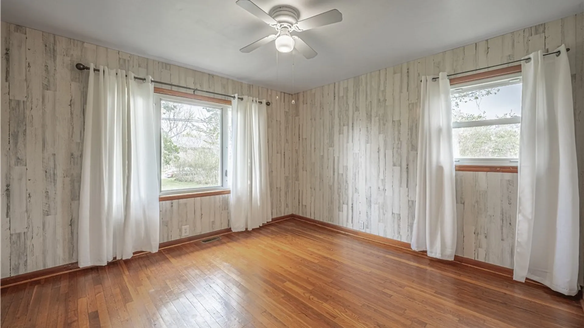 Property at 7964 Chestnut Ridge Road, Royalton, NY 14067 23